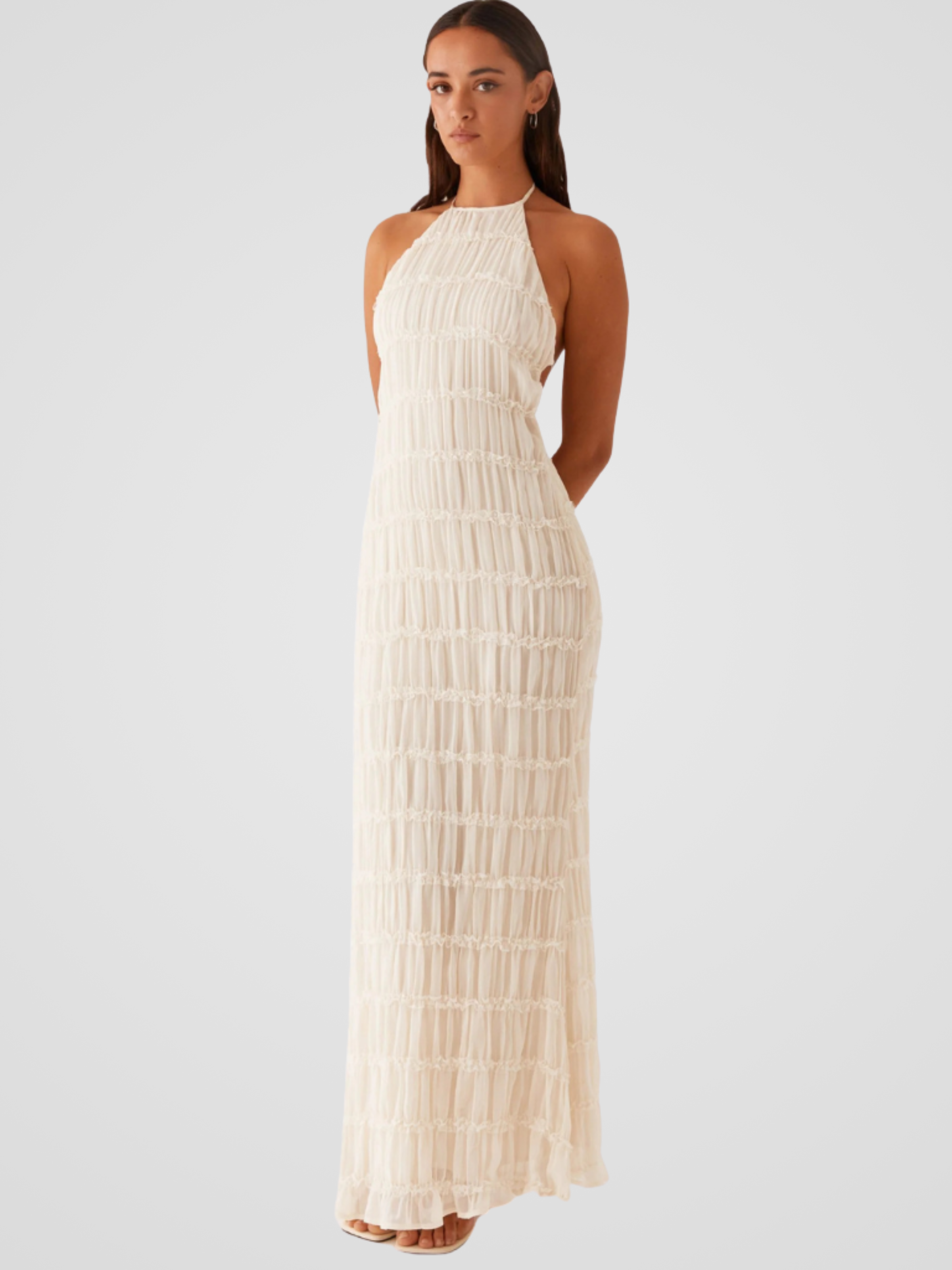 Alizée™ | Geplooide halterjurk met luchtige textuur en elegante flow