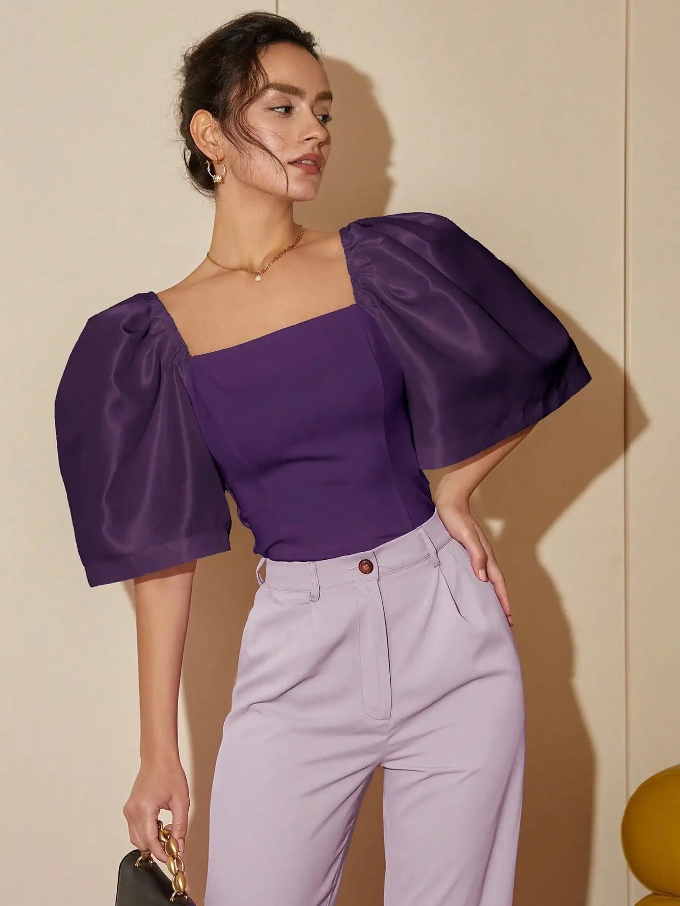 Johanna - Retro Top met Vierkante Kraag en Lantaarnmouwen