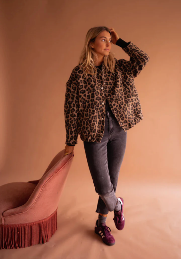 Leona™ | Leopard bomberjack met stijlvolle flair