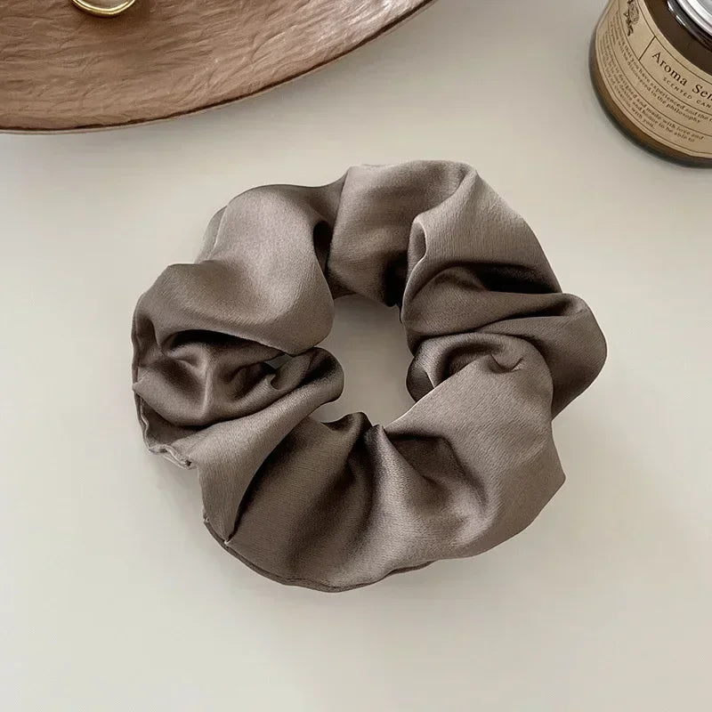 Julia™ | Zijde haar scrunch